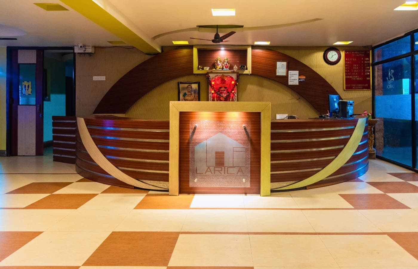 Larica Holiday Inn Tarapith — Luxury Hotel Tarapith · West Bengal | Larica Hotels